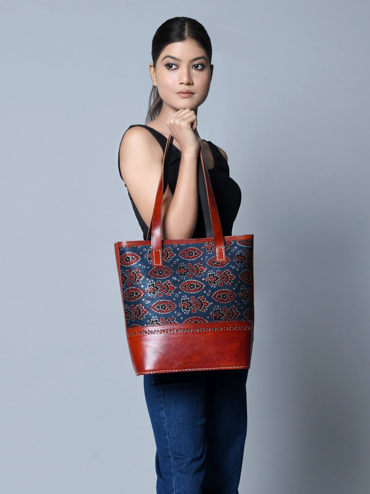 Classy Leather Bags Neela Ajrakh Leather Tote Bag - AVBL MRKT (6)