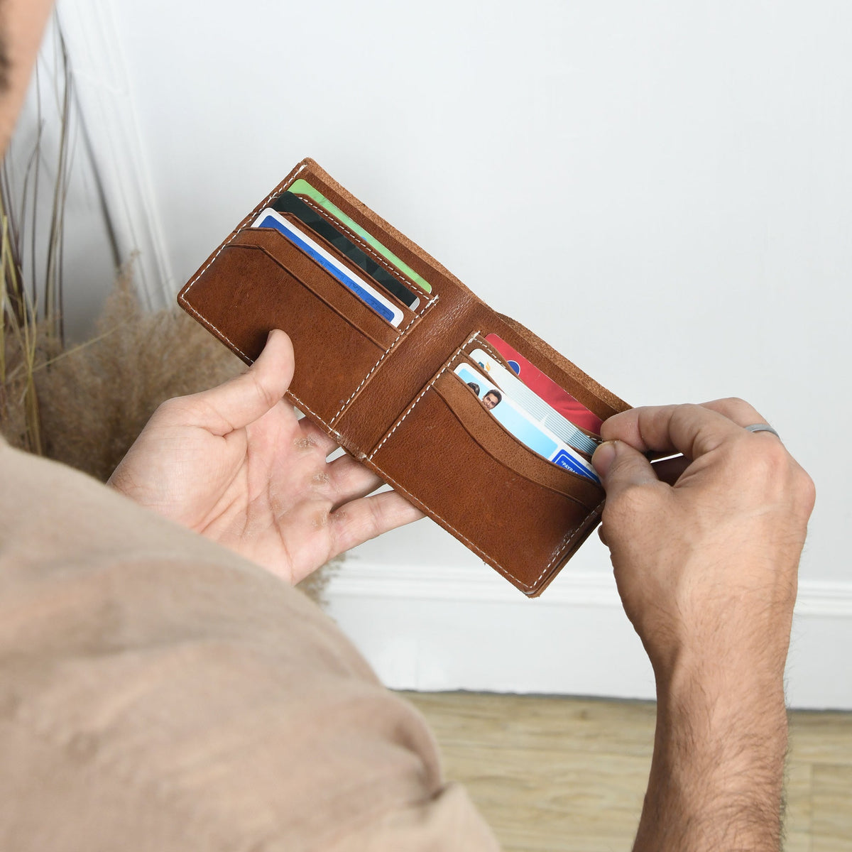 Classy Leather Bags Paulson Bi-fold Wallet - AVBL MRKT (4)