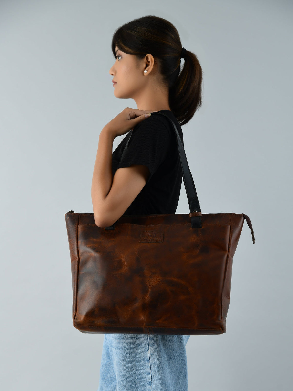 Classy Leather Bags Portland Leather Tote with Zipper - AVBL MRKT (4)