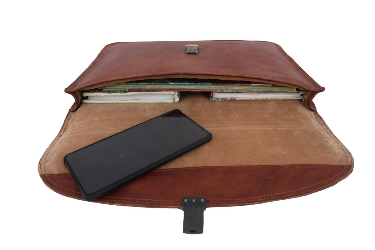 Classy Leather Bags Richard MacBook Air Sleeve - AVBL MRKT (3)