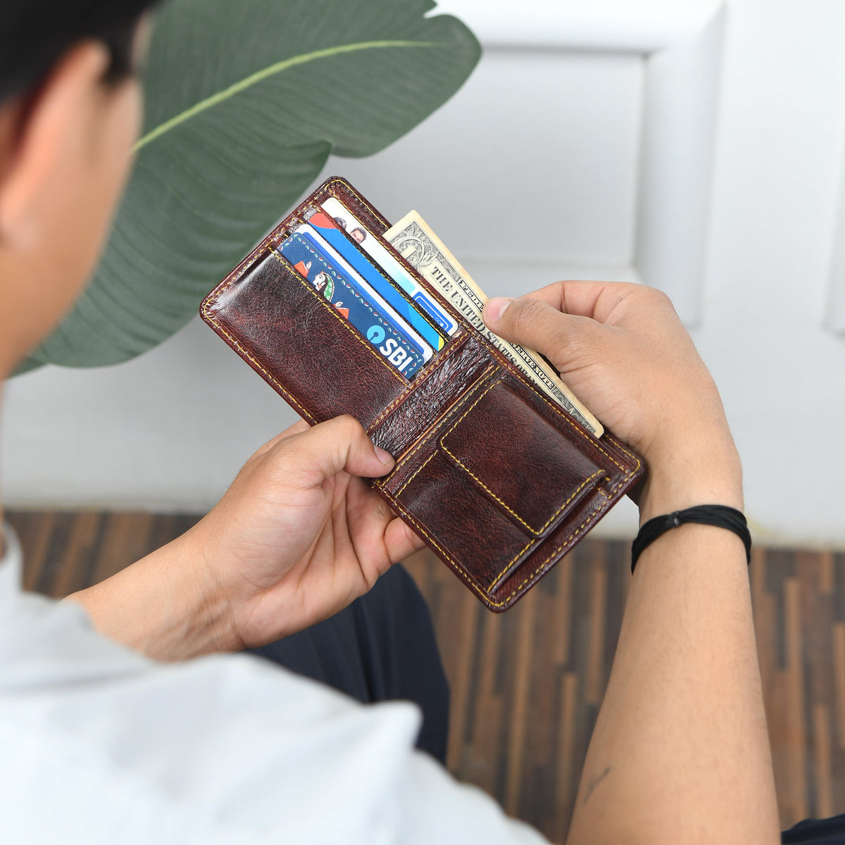 Classy Leather Bags Ryan Classic Bi-Fold Wallet - AVBL MRKT (3)