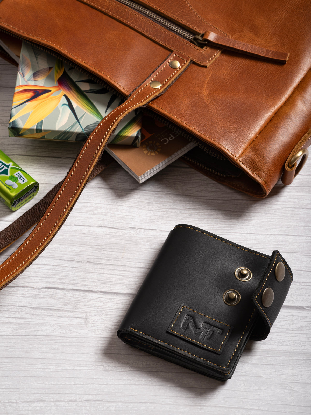 Classy Leather Bags Swift Hold Wallet - Black - AVBL MRKT (6)