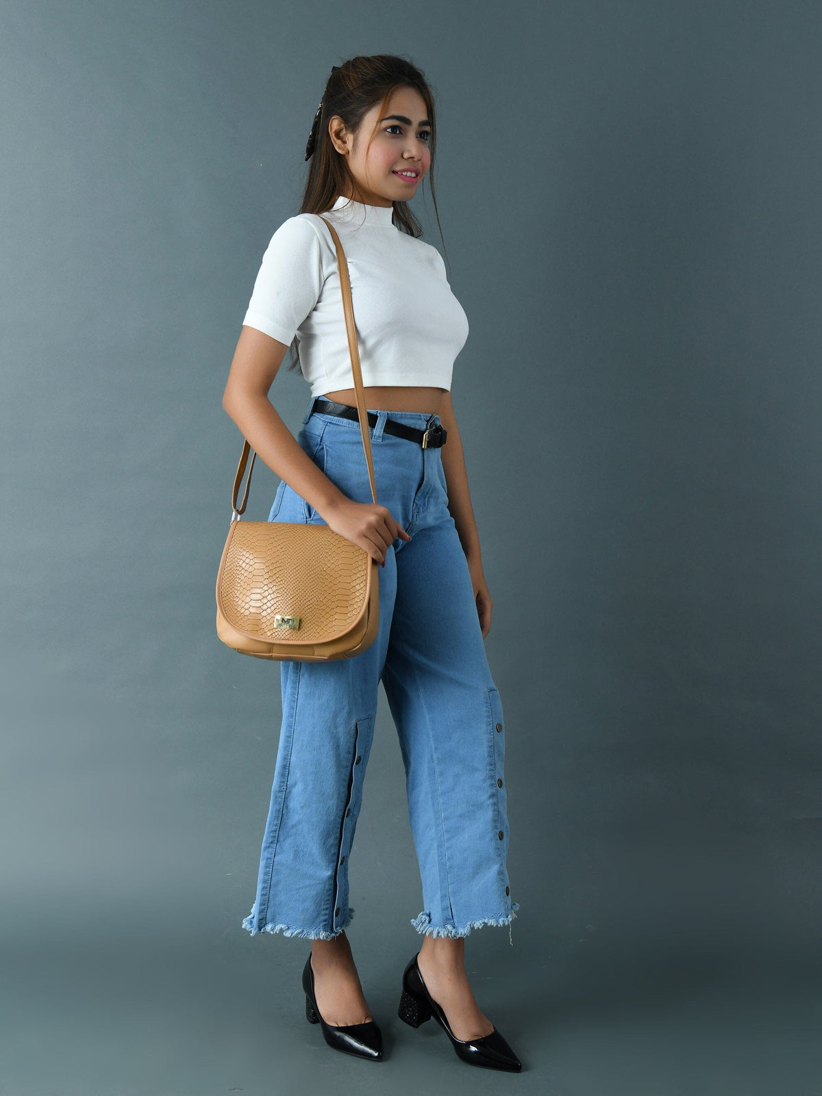 Classy Leather Bags The Croco Satchel- Beige - AVBL MRKT (5)
