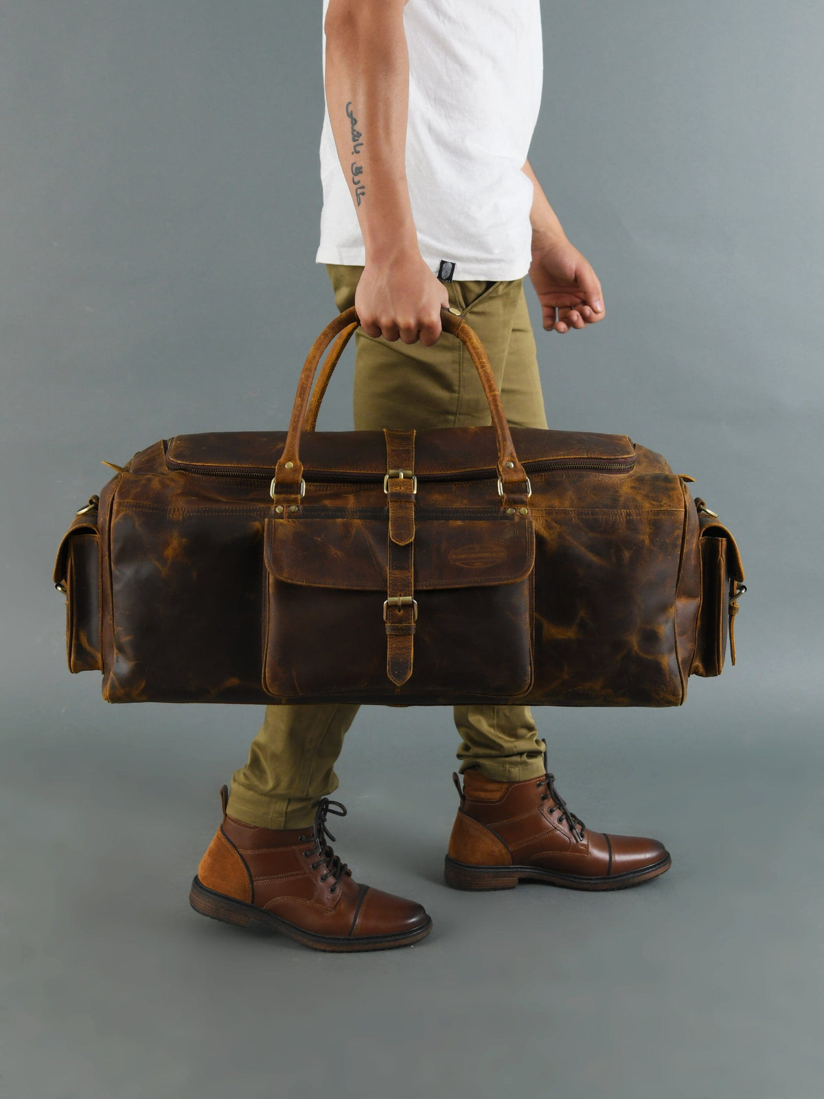 Classy Leather Bags The Goldman Travel Duffel - AVBL MRKT (5)