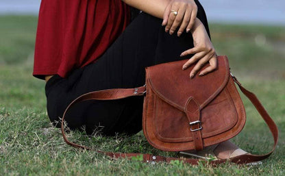 Classy Leather Bags The Nichols Crossbody - AVBL MRKT (4)