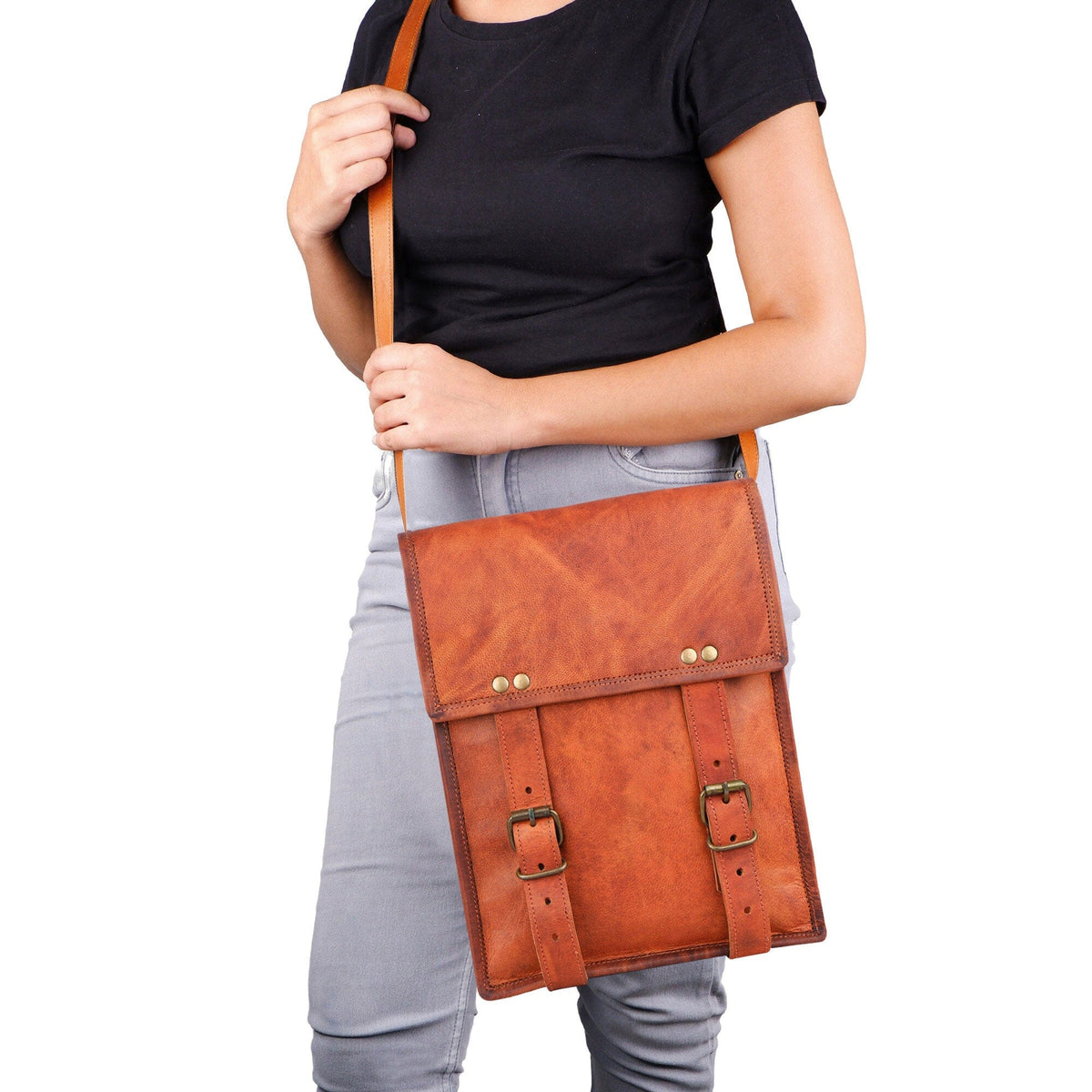 Classy Leather Bags The Shepard Crossbody - AVBL MRKT (2)