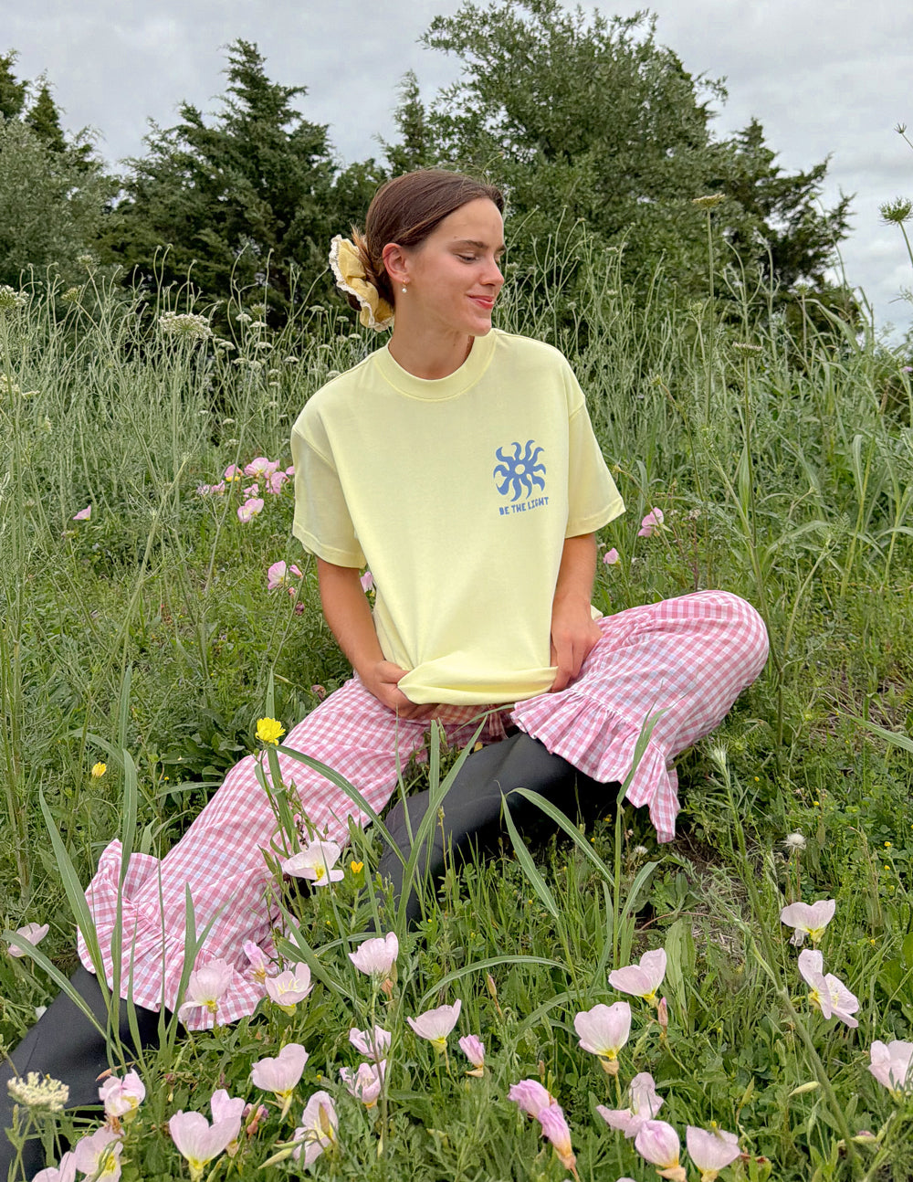 Elevated Faith Be the Light Unisex Tee - AVBL MRKT (7)