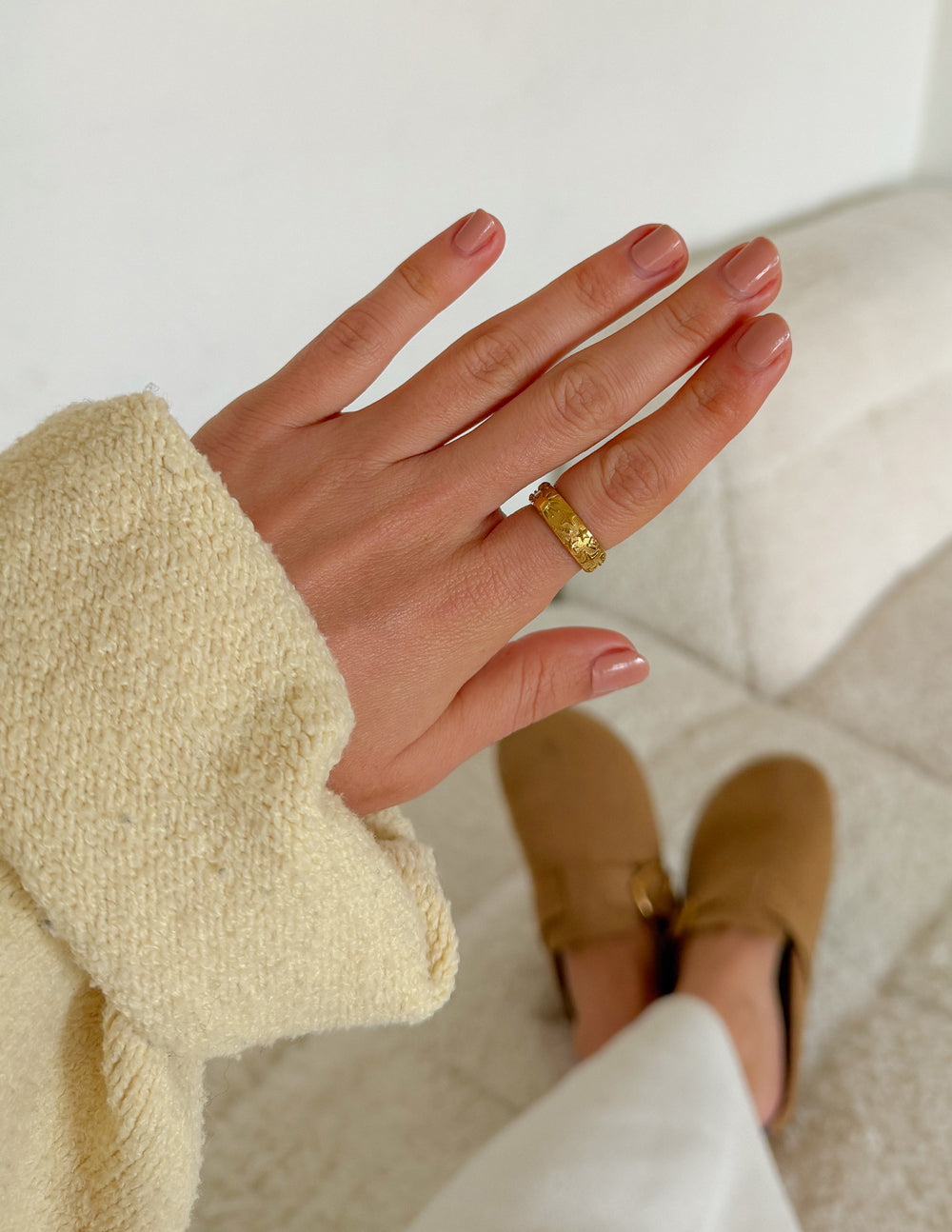 Elevated Faith Celestial Ring - AVBL MRKT (2)