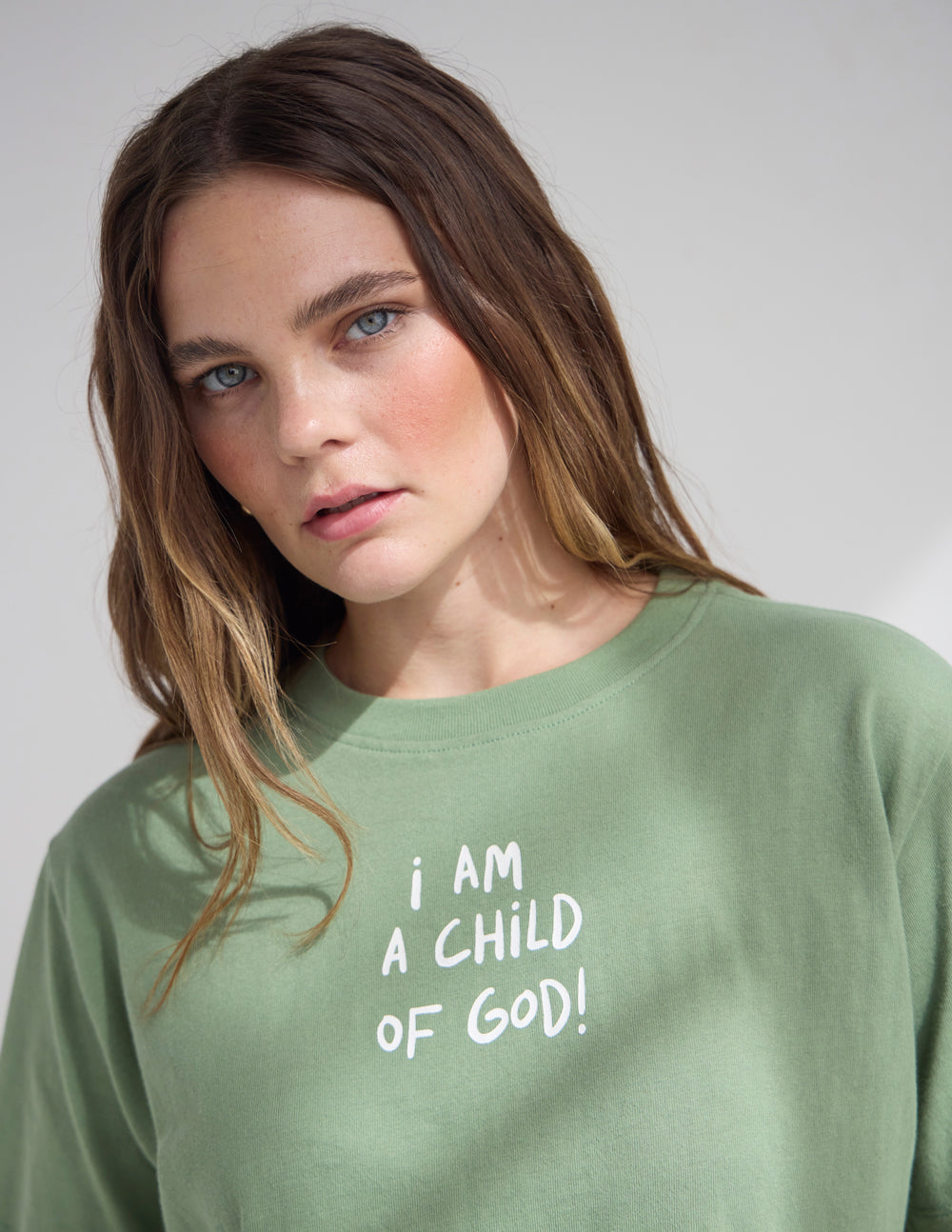 Elevated Faith Child of God Cropped Women's Tee - AVBL MRKT (5)