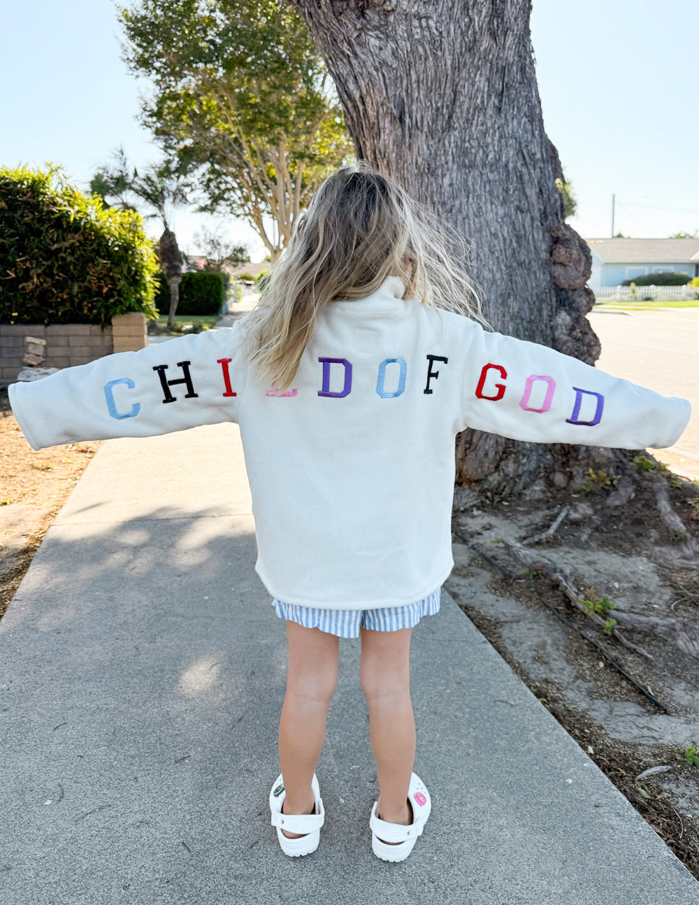 Elevated Faith Child of God Fleece Kids Pullover - AVBL MRKT (9)