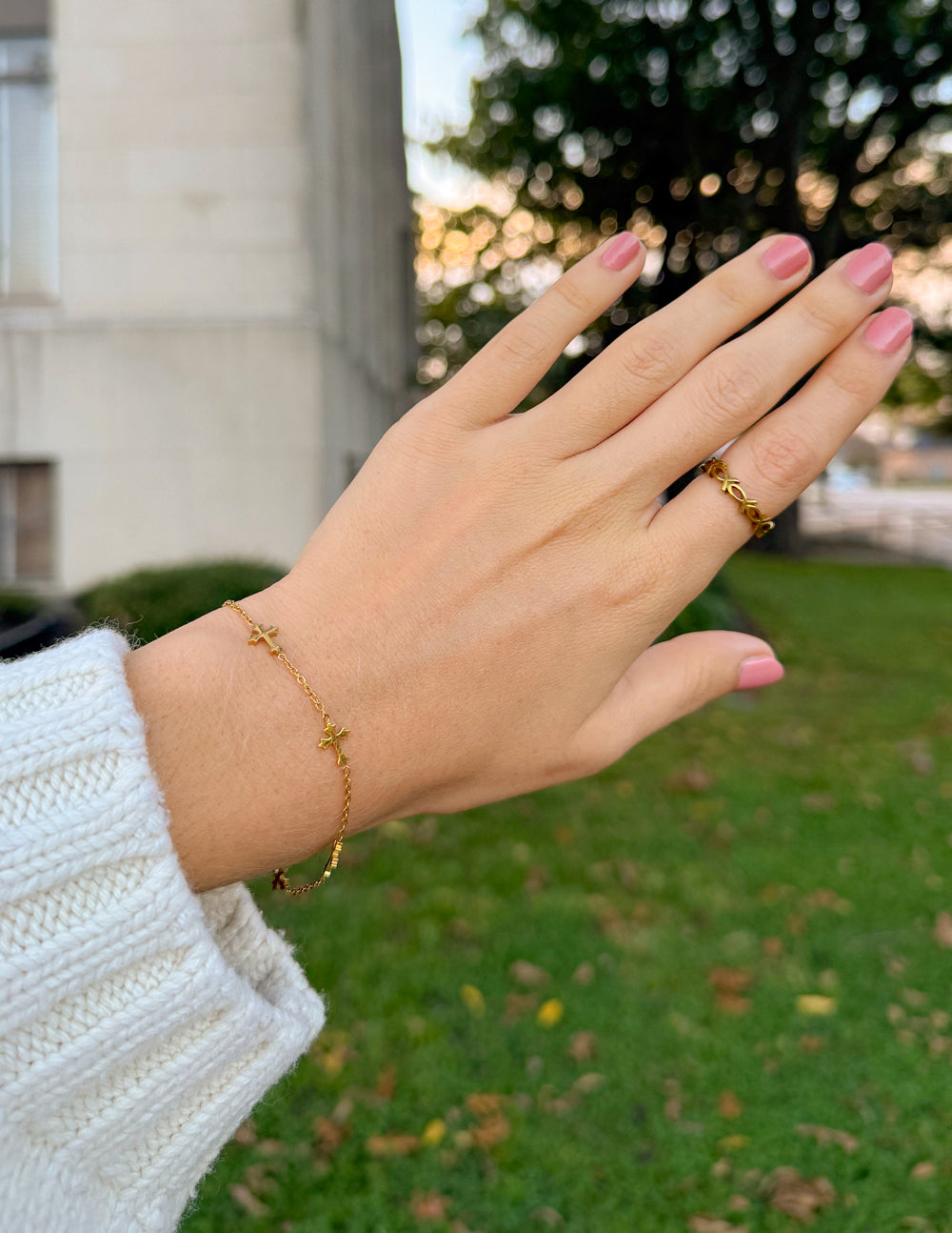 Elevated Faith Cross Link Bracelet - AVBL MRKT (3)