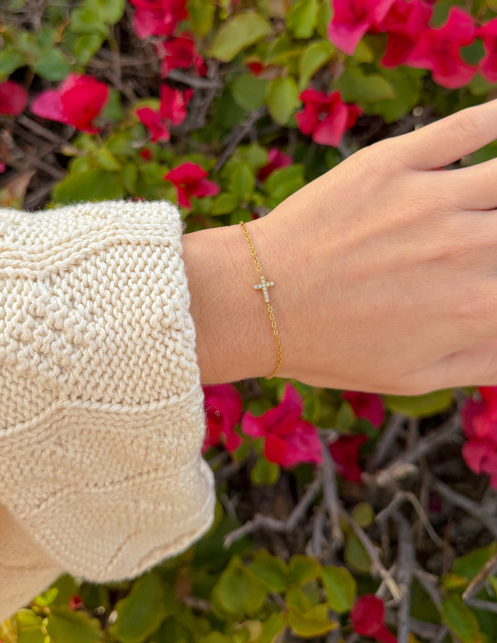 Elevated Faith Dainty Gem Cross Link Bracelet - AVBL MRKT (2)