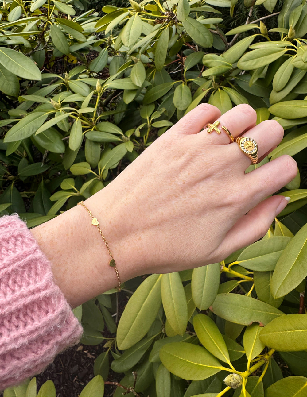Elevated Faith Dainty Heart Bracelet - AVBL MRKT (5)