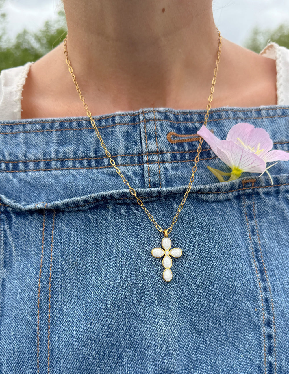 Elevated Faith Eternal Light Cross Paperclip Chain Necklace - AVBL MRKT (3)