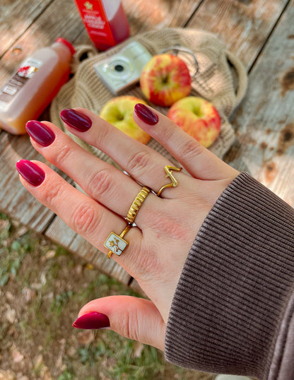 Elevated Faith Flower Rectangular Ring - AVBL MRKT (4)
