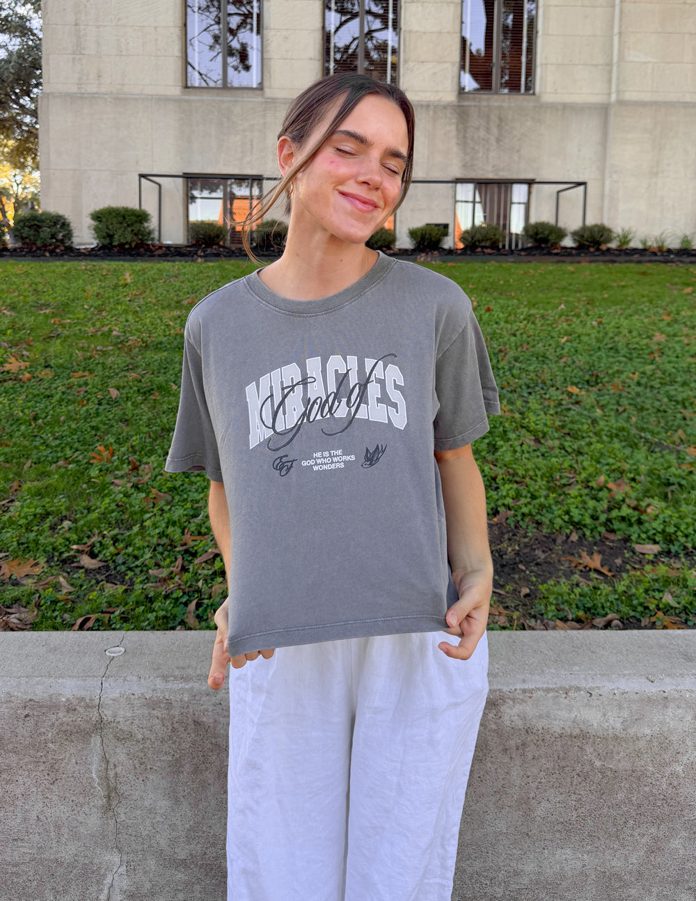 Elevated Faith God of Miracles Cropped Women's Tee - AVBL MRKT (9)