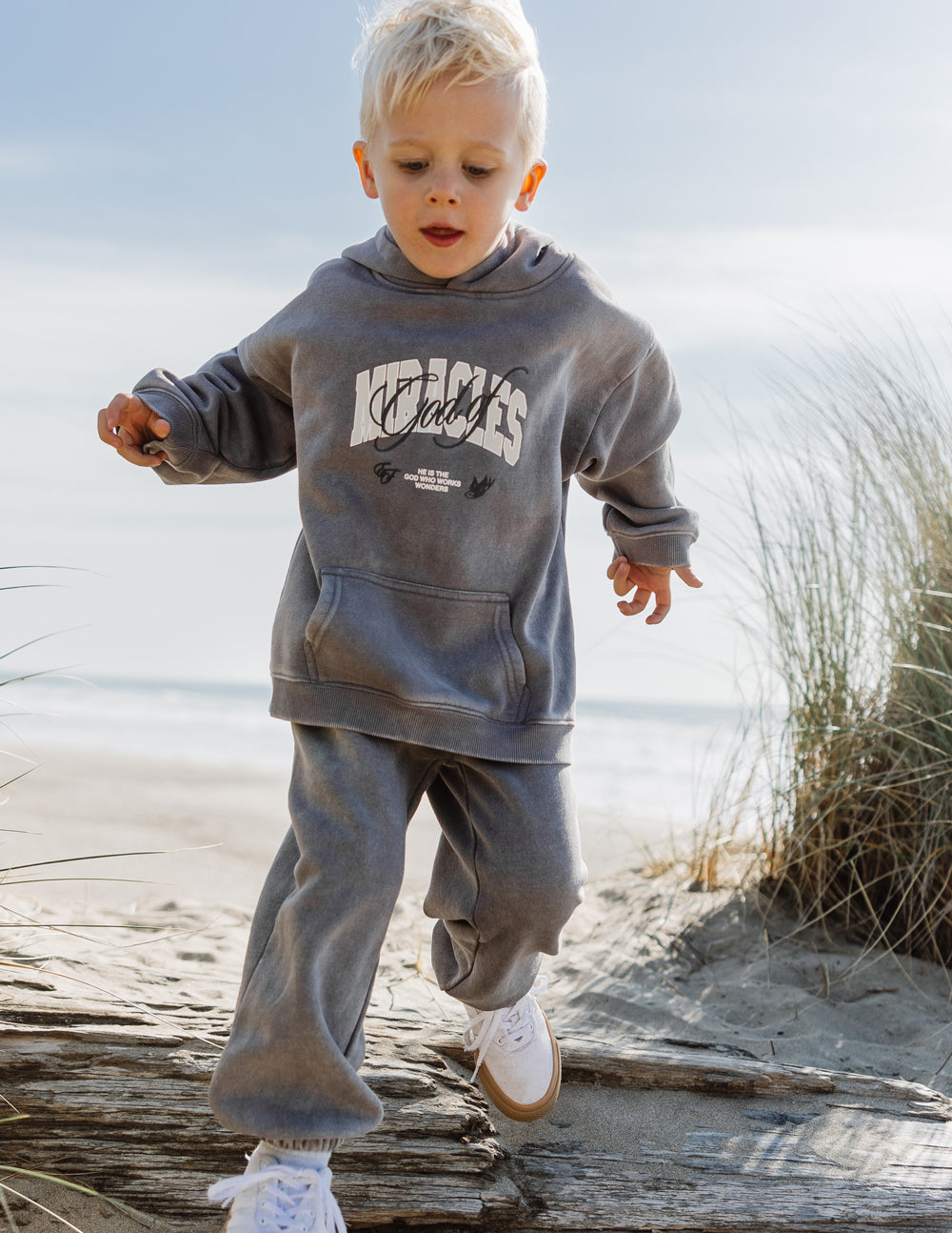 Elevated Faith God of Miracles Kids Hoodie - AVBL MRKT (6)