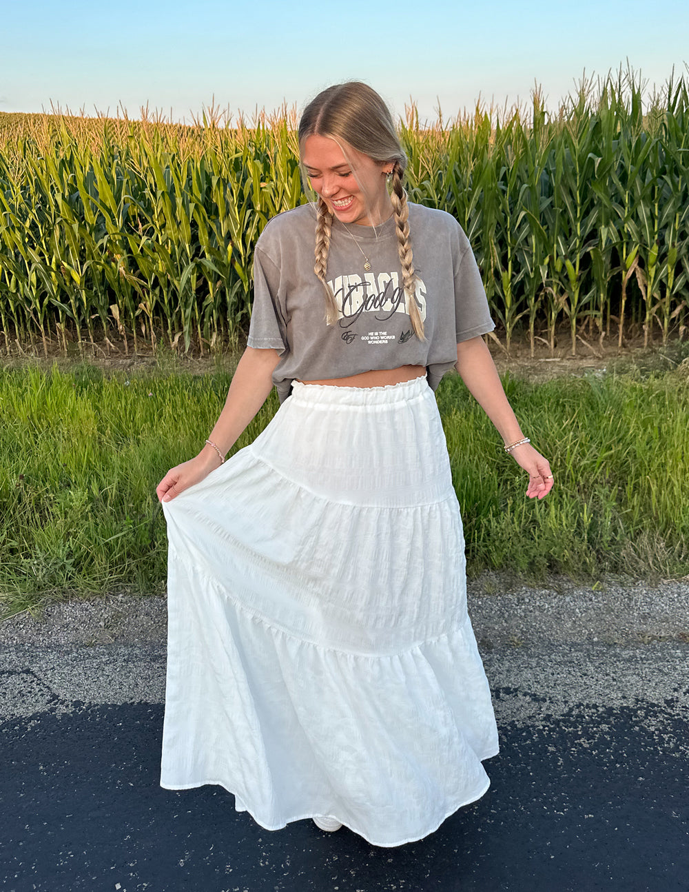 Elevated Faith God of Miracles Unisex Tee - AVBL MRKT (7)