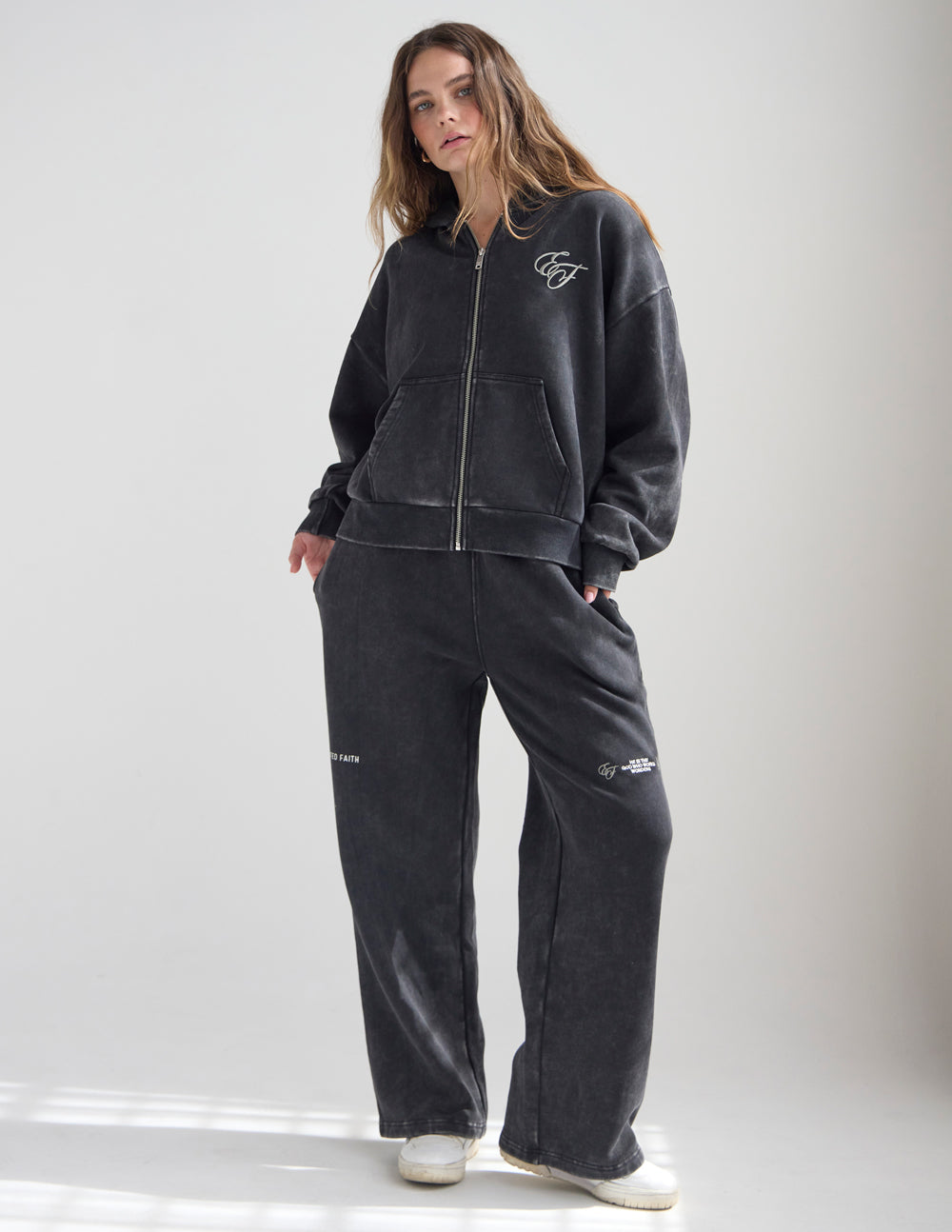 Elevated Faith God of Miracles Wide Leg Sweatpant - AVBL MRKT (3)