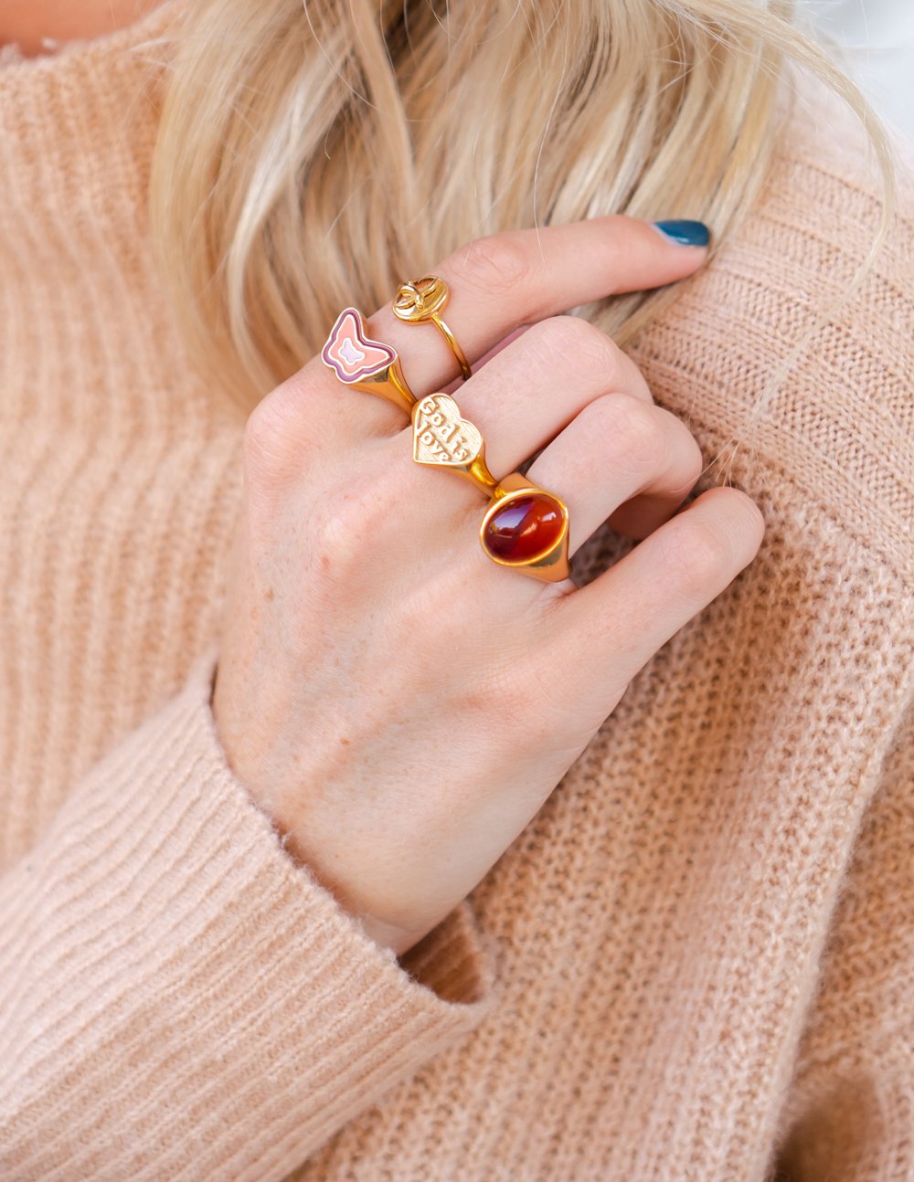 Elevated Faith God's Love Ring - AVBL MRKT (4)
