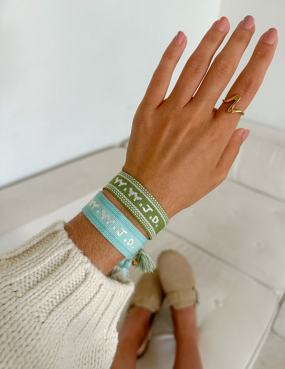 Elevated Faith Green WWJD Embroidered Bracelet - AVBL MRKT (4)