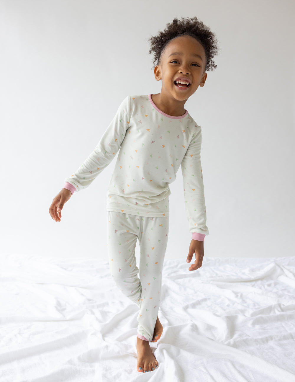 Elevated Faith Heart Bamboo Kids Pajama Set - AVBL MRKT (3)