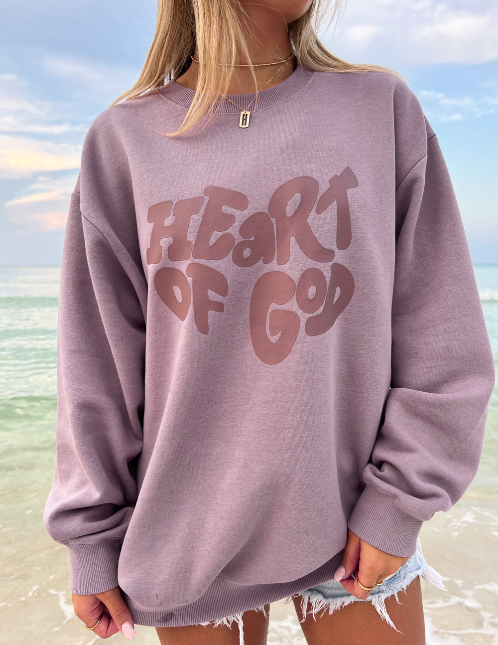 Elevated Faith Heart of God Unisex Crewneck - AVBL MRKT (1)