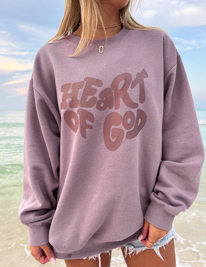 Elevated Faith Heart of God Unisex Crewneck - AVBL MRKT (1)