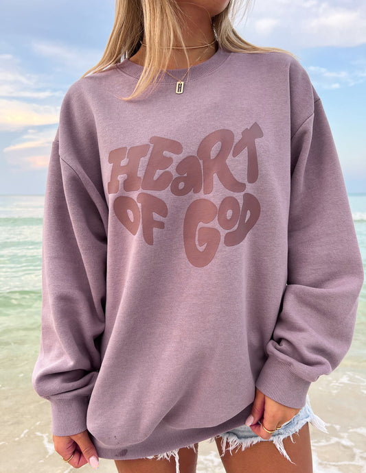 Elevated Faith Heart of God Unisex Crewneck - AVBL MRKT (1)
