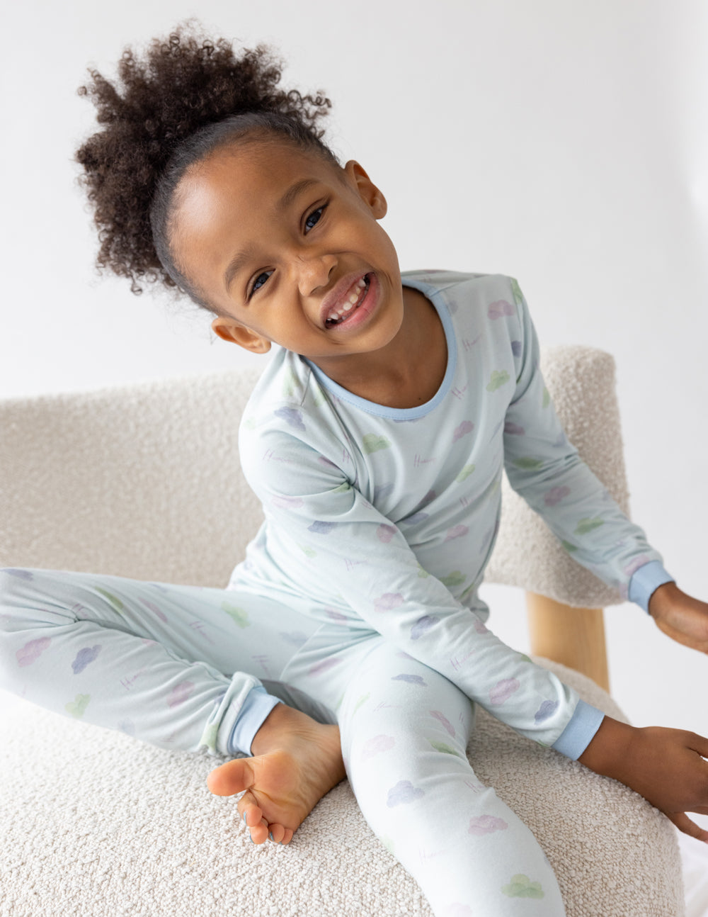 Elevated Faith Heaven Bamboo Kids Pajama Set - AVBL MRKT (5)