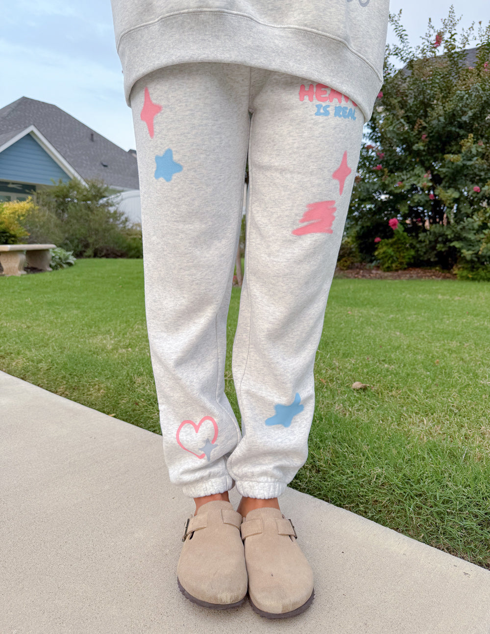 Elevated Faith Heaven Is Real Unisex Sweatpant - AVBL MRKT (5)