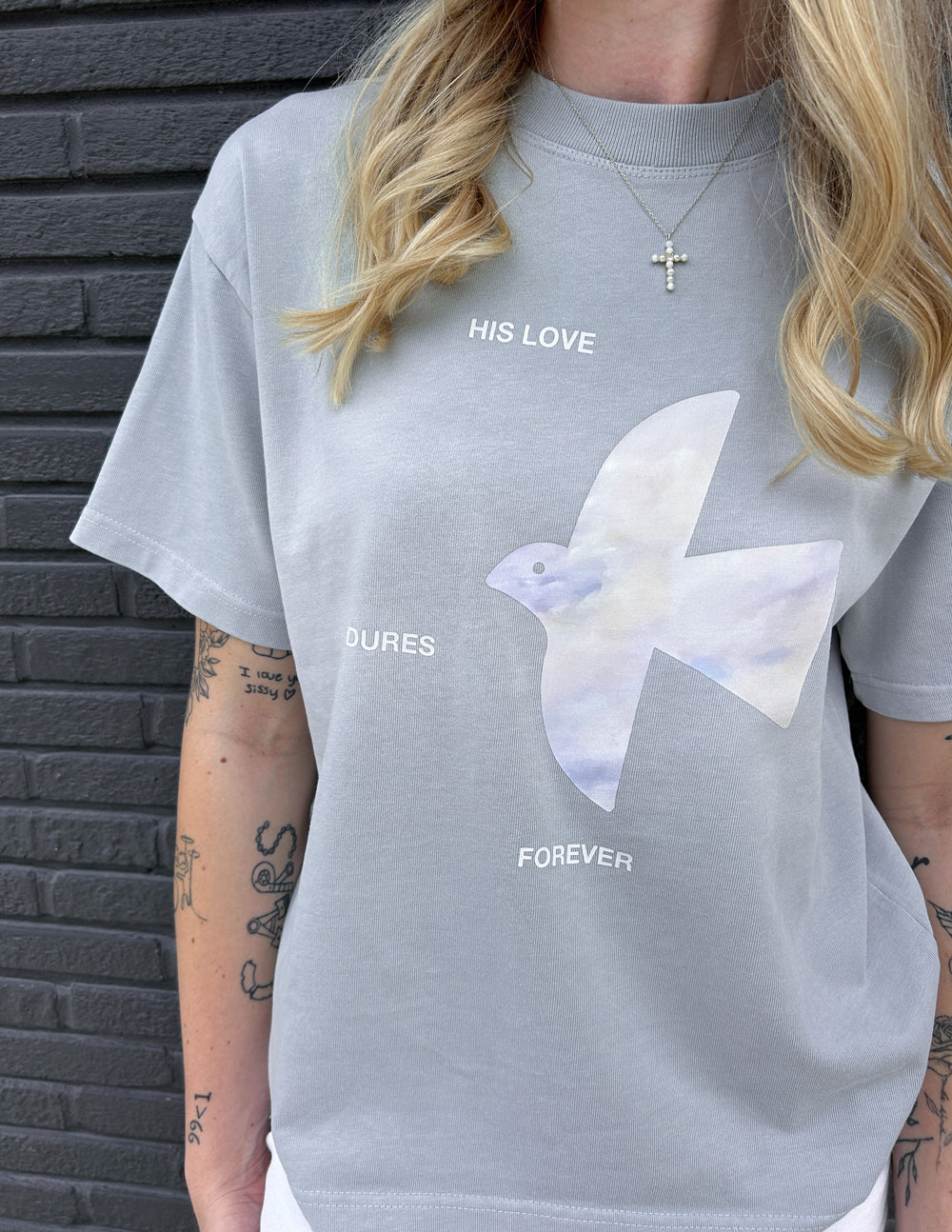 Elevated Faith His Love Endures Forever Heavyweight Tee - AVBL MRKT (5)