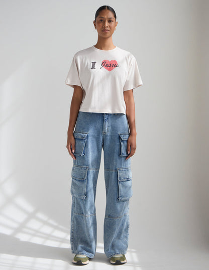 Elevated Faith I Love Jesus Cropped Women's Tee - AVBL MRKT (6)