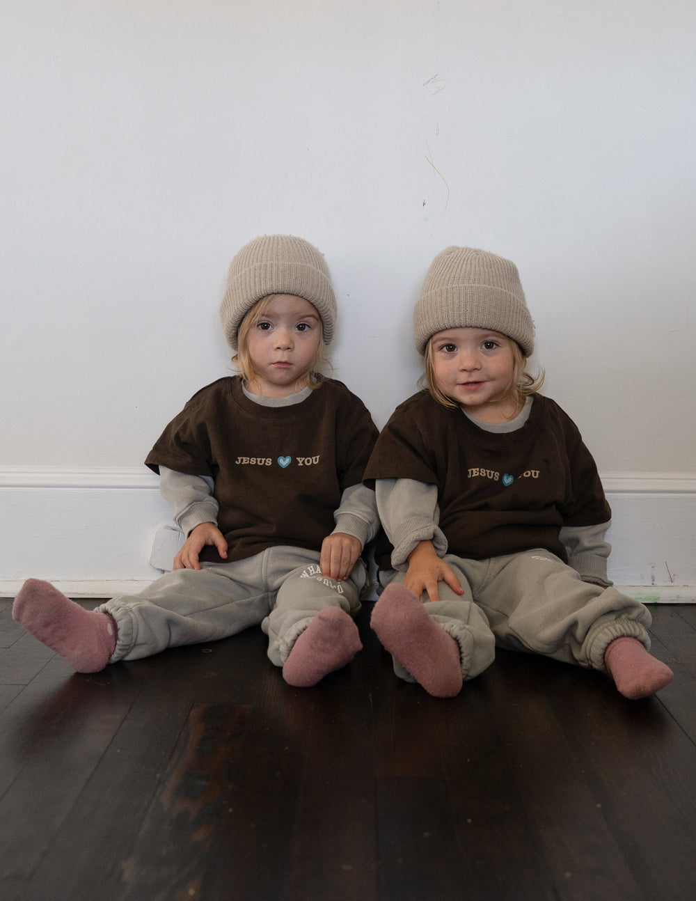 Elevated Faith Jesus Loves You Kids Tee - AVBL MRKT (7)