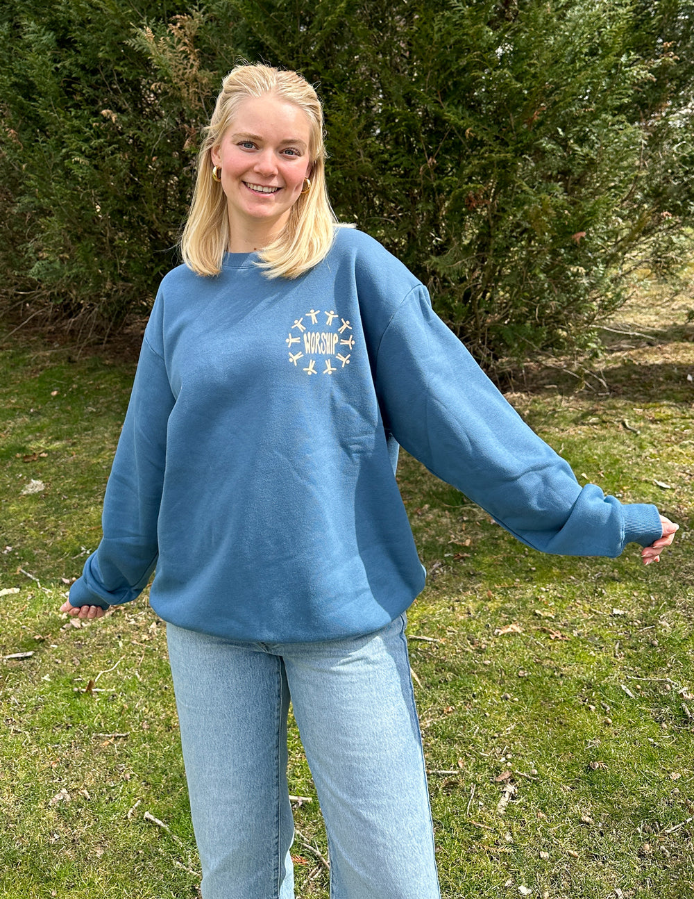 Elevated Faith Made to Worship Unisex Crewneck - AVBL MRKT (10)