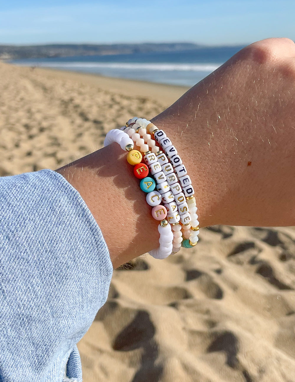 Elevated Faith Peace Multicolored Letter Bracelet - AVBL MRKT (3)