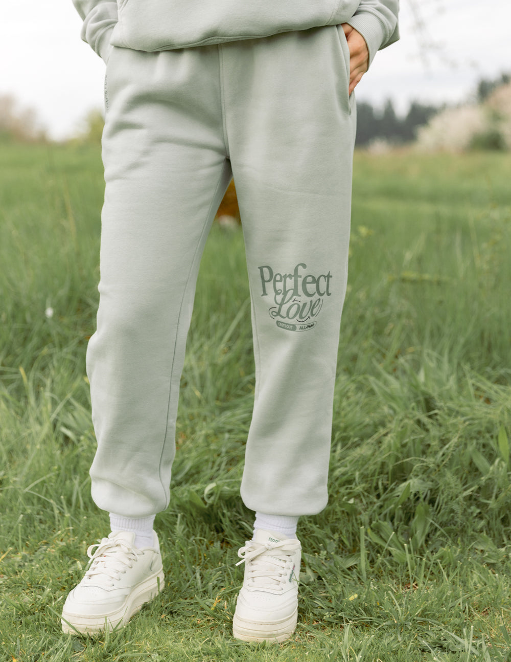 Elevated Faith Perfect Love Unisex Sweatpant - AVBL MRKT (3)