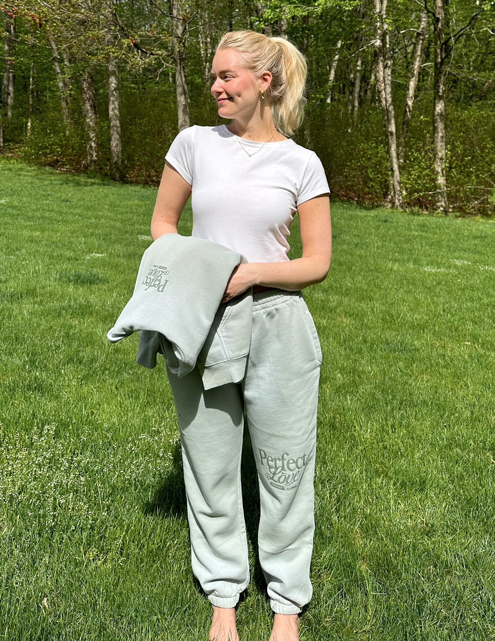 Elevated Faith Perfect Love Unisex Sweatpant - AVBL MRKT (8)