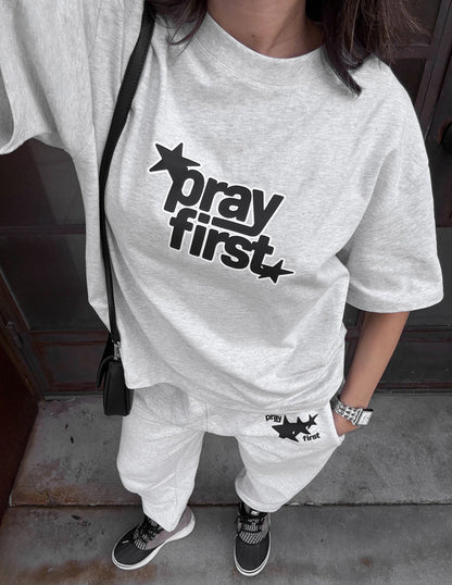 Elevated Faith Pray First Heavyweight Tee - AVBL MRKT (1)