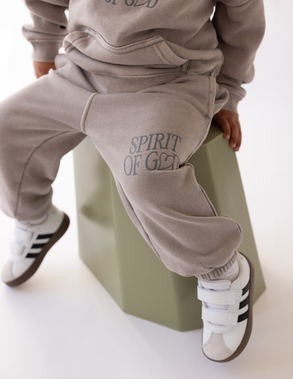 Elevated Faith Spirit of God Kids Sweatpant - AVBL MRKT (2)