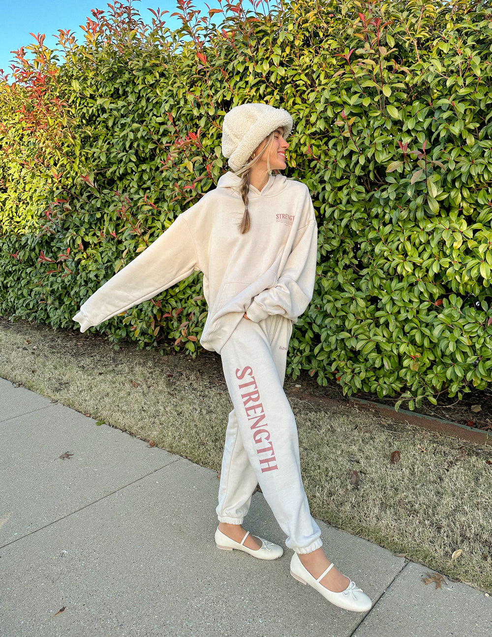 Elevated Faith Strength Unisex Sweatpant - AVBL MRKT (2)