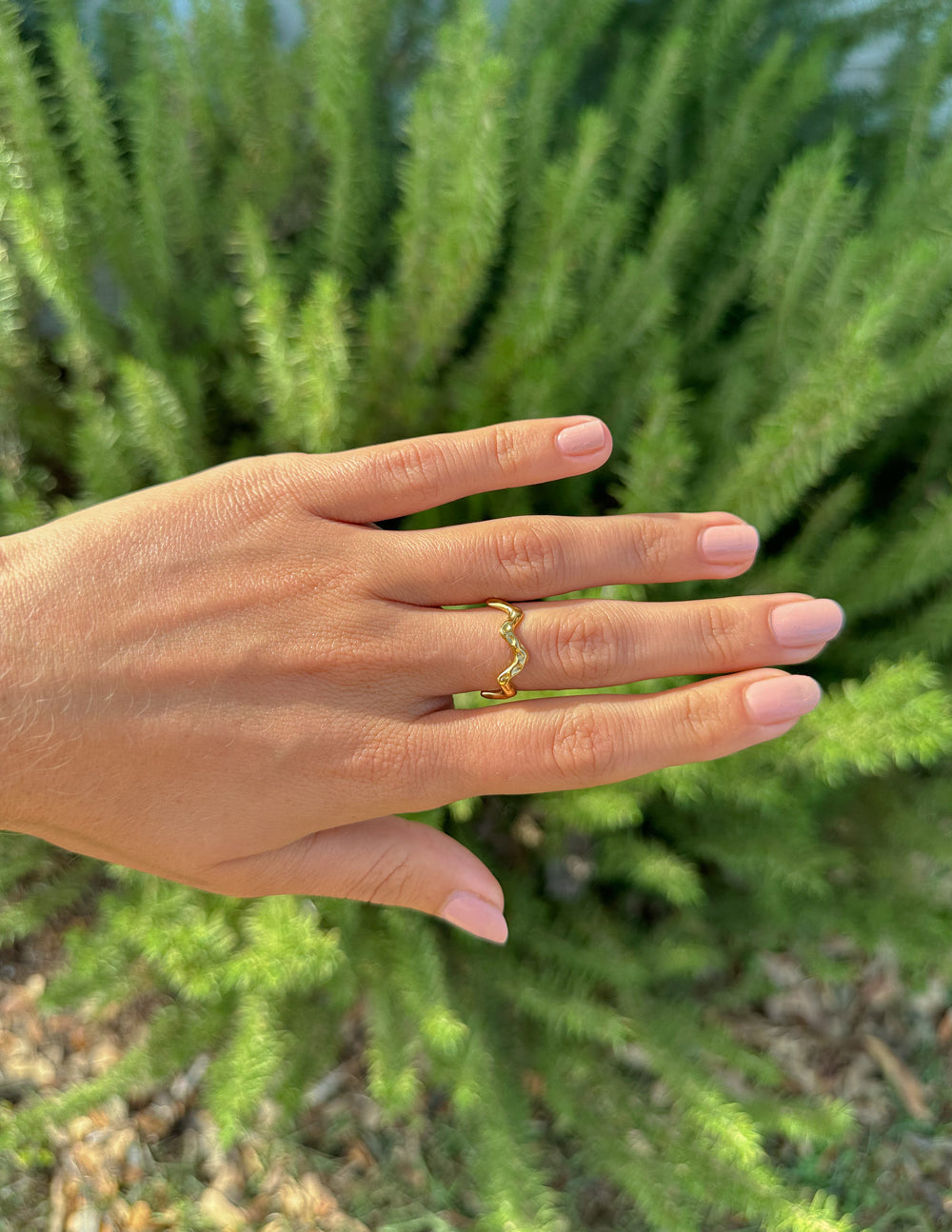 Elevated Faith Textured Wavy Ring - AVBL MRKT (4)