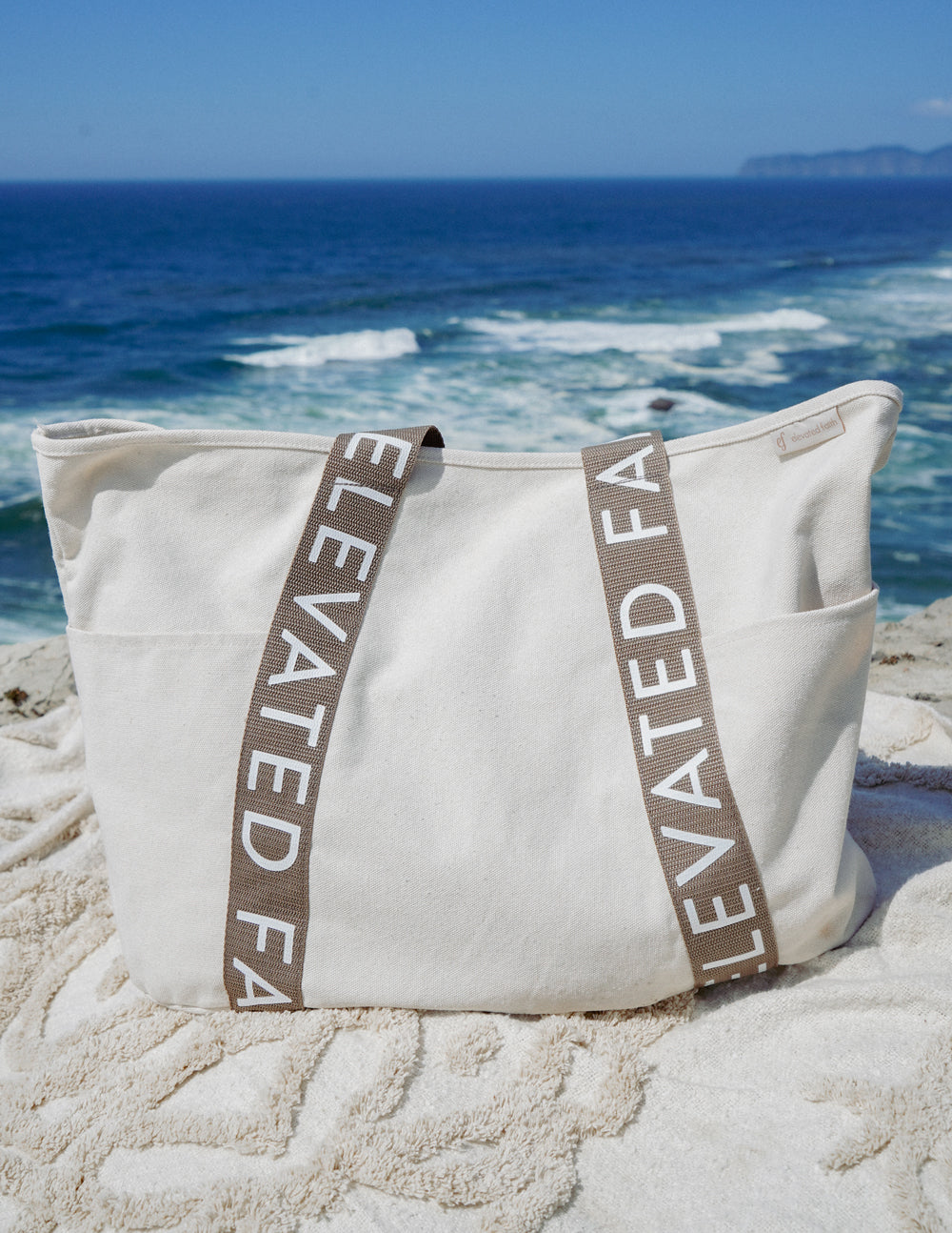 Elevated Faith The Large Everyday Tote - AVBL MRKT (4)
