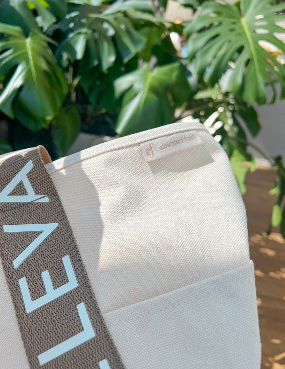 Elevated Faith The Large Everyday Tote - AVBL MRKT (8)