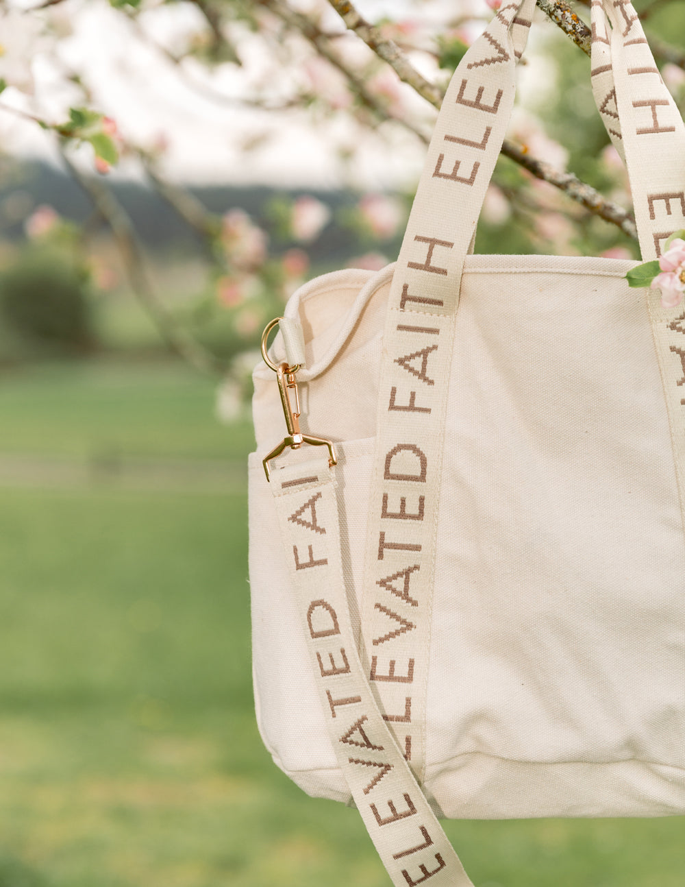 Elevated Faith The Mini Everyday Tote - AVBL MRKT (3)
