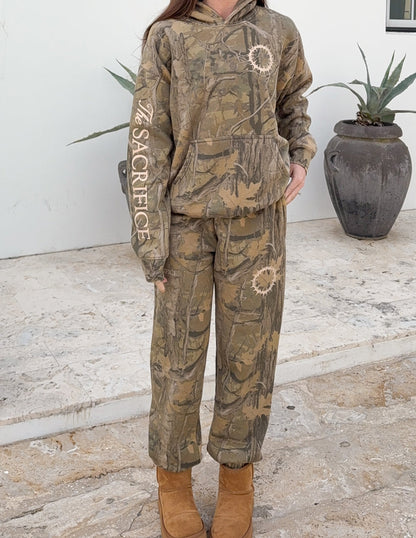 Elevated Faith The Sacrifice Camo Unisex Sweatpant - AVBL MRKT (5)