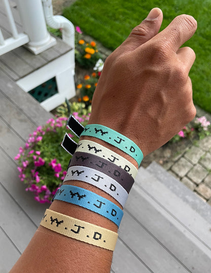 Elevated Faith WWJD Surf Bracelet Pack - AVBL MRKT (8)