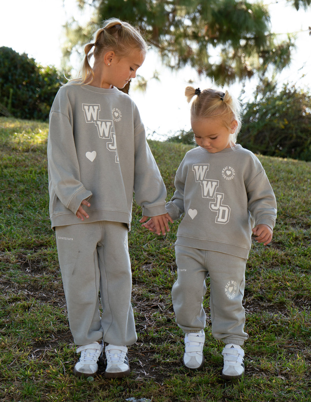 Elevated Faith WWJD Varsity Kids Crewneck - AVBL MRKT (8)