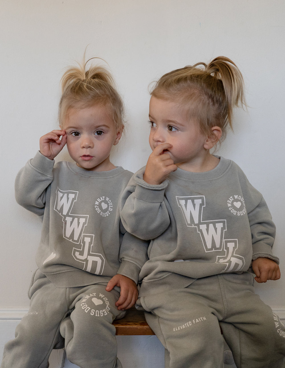 Elevated Faith WWJD Varsity Kids Crewneck - AVBL MRKT (9)