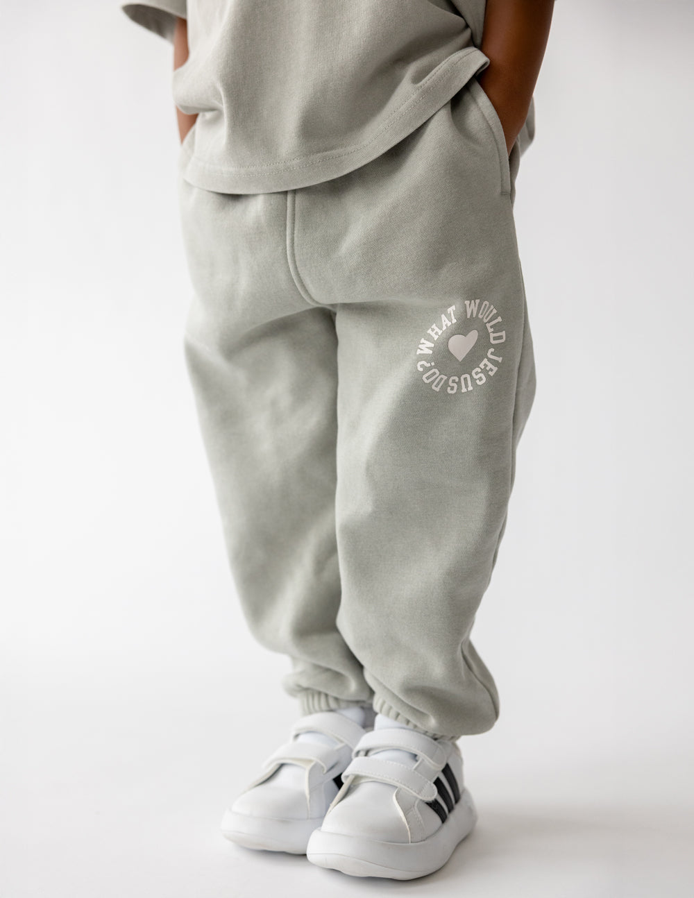 Elevated Faith WWJD Varsity Kids Sweatpant - AVBL MRKT (10)